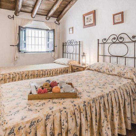 Cozy Home In Zahara De La Sierra With Kitchen Dış mekan fotoğraf