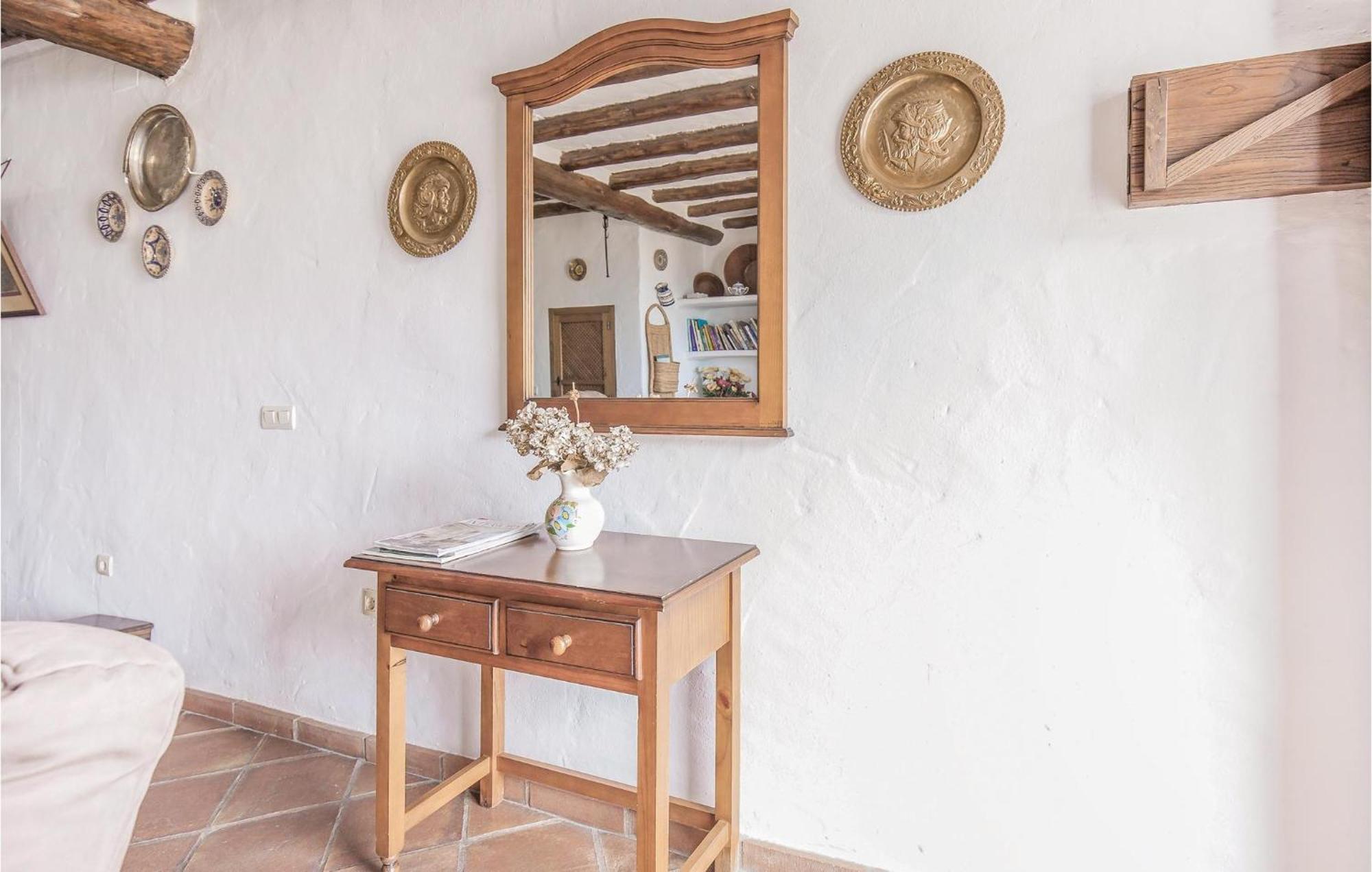 Cozy Home In Zahara De La Sierra With Kitchen Dış mekan fotoğraf