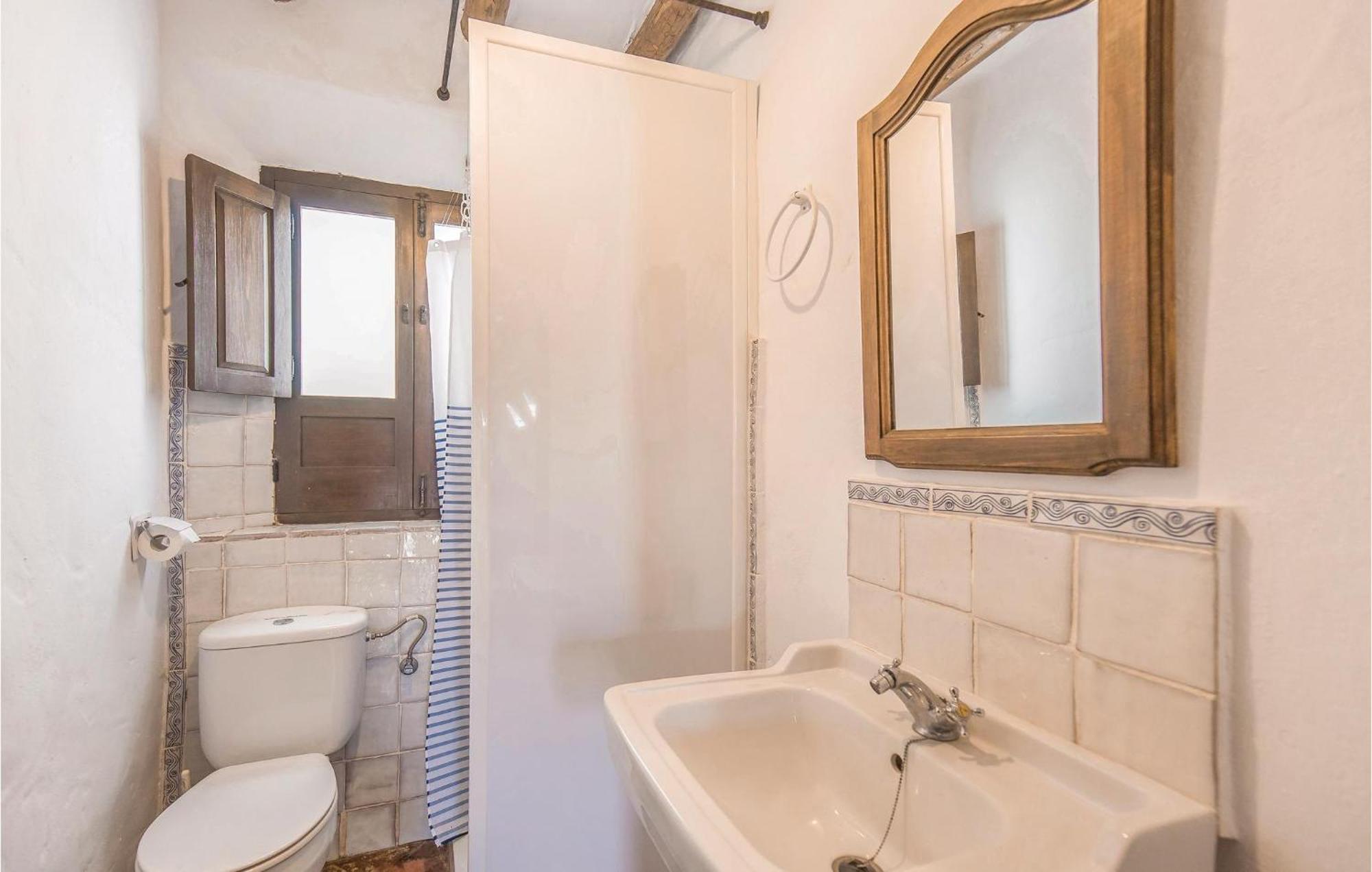 Cozy Home In Zahara De La Sierra With Kitchen Dış mekan fotoğraf